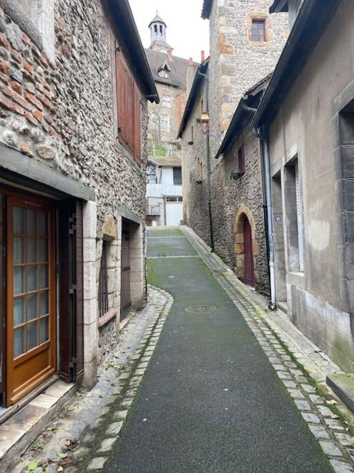 Au Coeur De La Cite Medievale มงต์ลูซง ภายนอก รูปภาพ